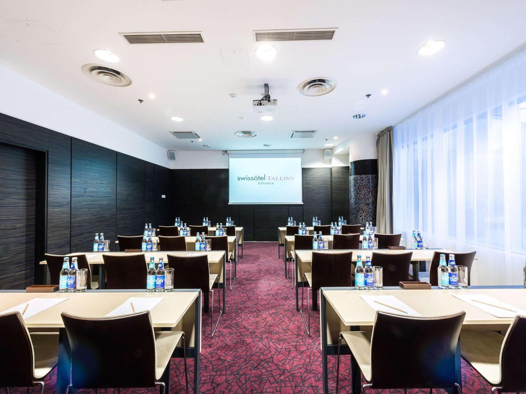 Swissotel Hotell 5*
